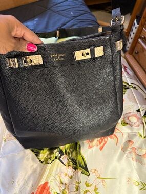 Iacucci Made in Italy Black Pebbled Leather Satchel / Shoulder Bag